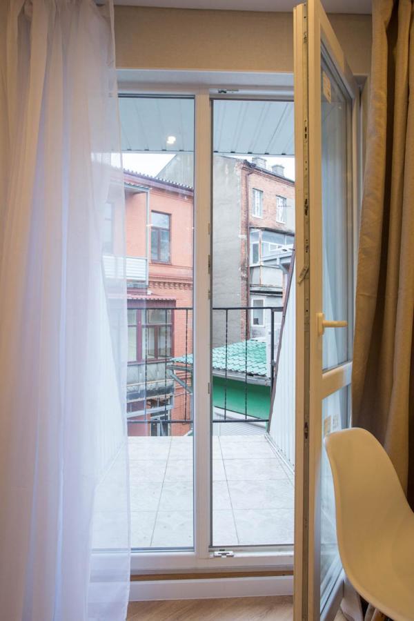 New Studio In The City Center - Mykoly Khvylovoho Str 5-2 Charkiv Esterno foto